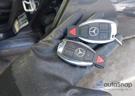 2010 Mercedes-Benz Glk 350 4Matic from USA, damaged, VIN WDCGG8HB7AF494395